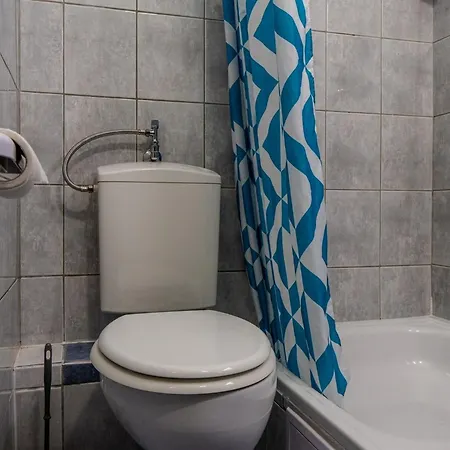 Santek 2 By Interhome