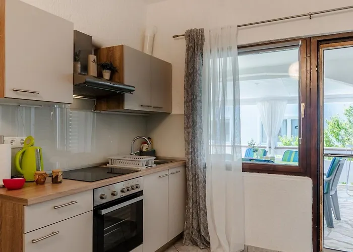 Santek 2 By Interhome